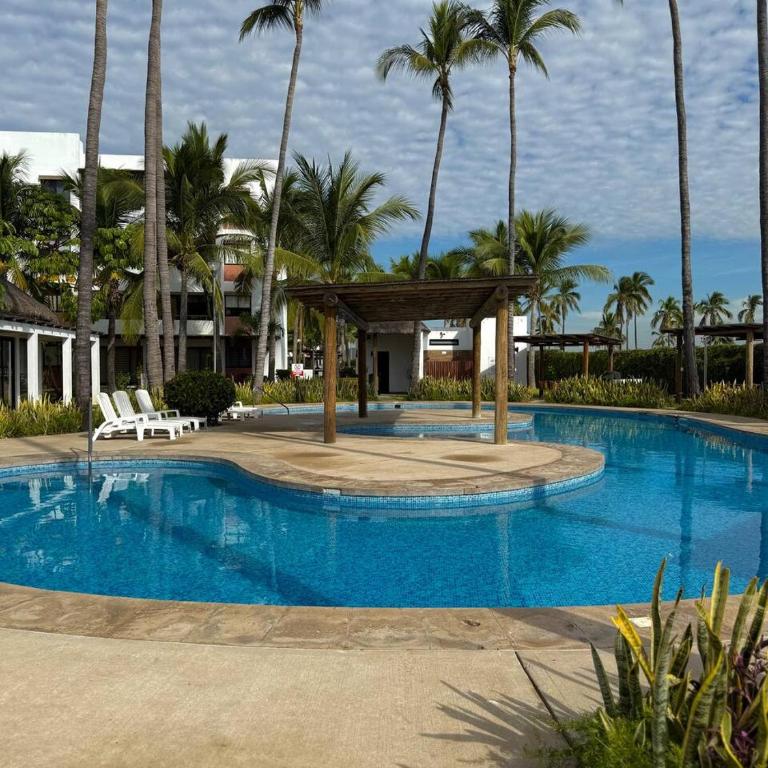 Alojamiento Cerca de la Playa en Cerritos - Apartamento - 4