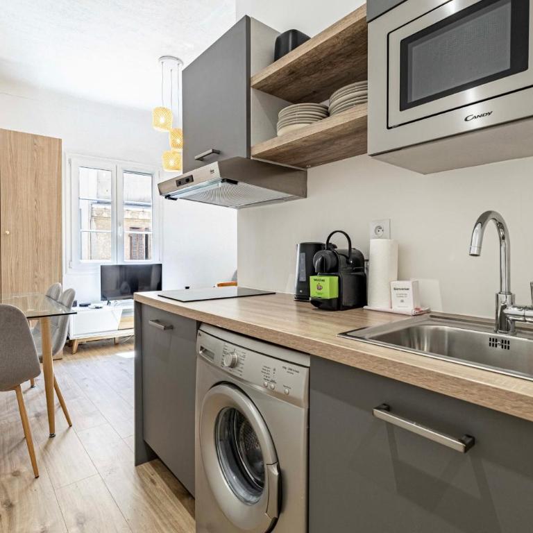 FRERE 2 - 1-bedroom apartment air conditioned 500m to Palais - Appartement - 7