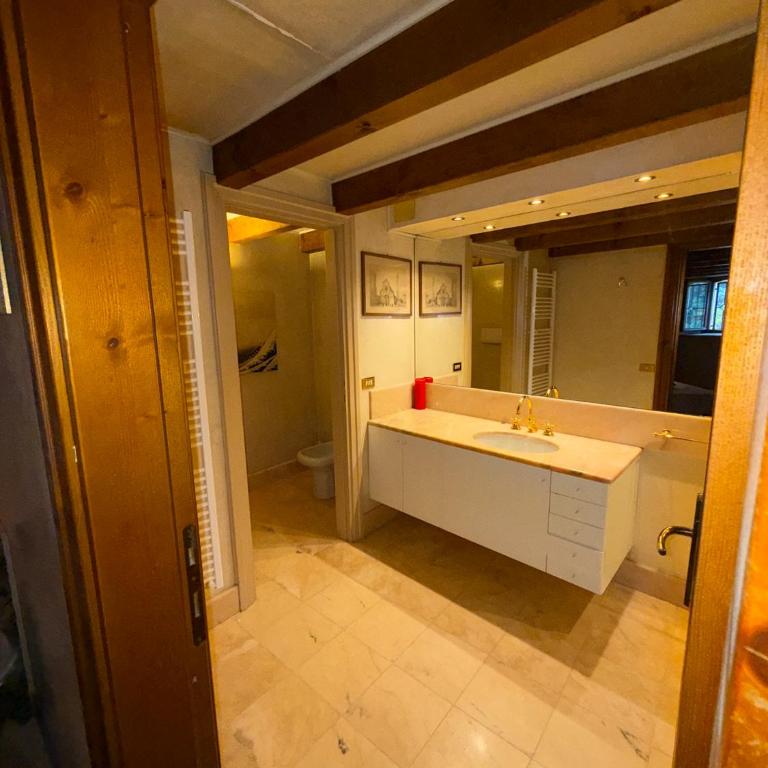 Ponte Pietra private garden free parking - Appartamento con 2 Camere da Letto - 8