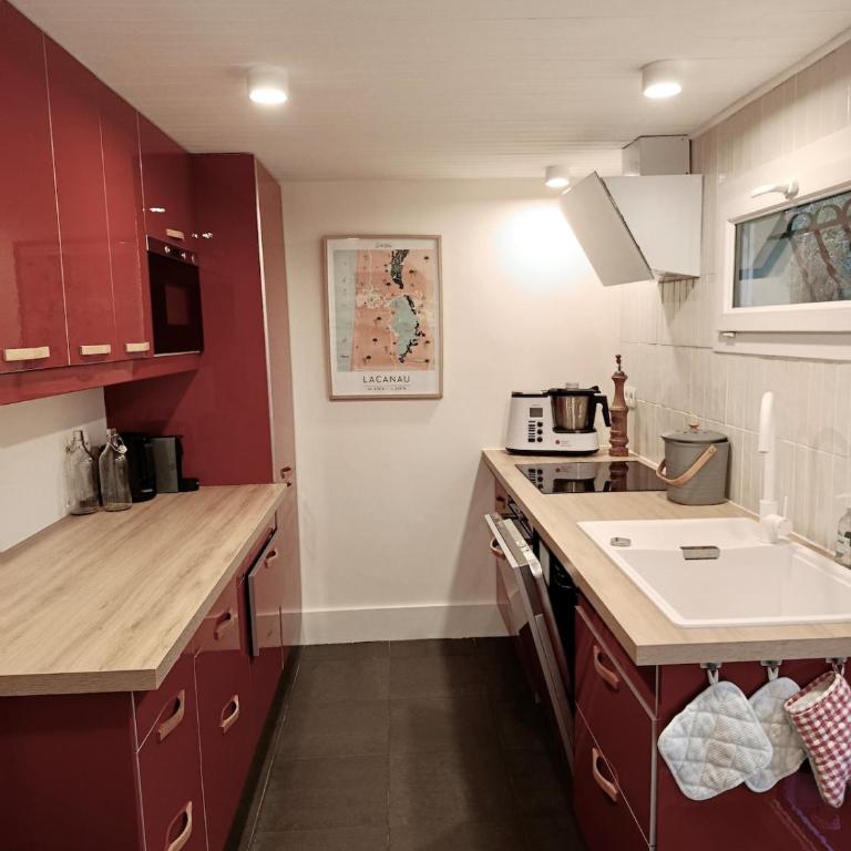 maison familiale à 2 pas du lac,avec spa, à la Gde Escoure-grives - Maison 3 Chambres - 14
