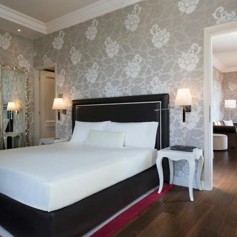 Sina De La Ville - Suite - 2