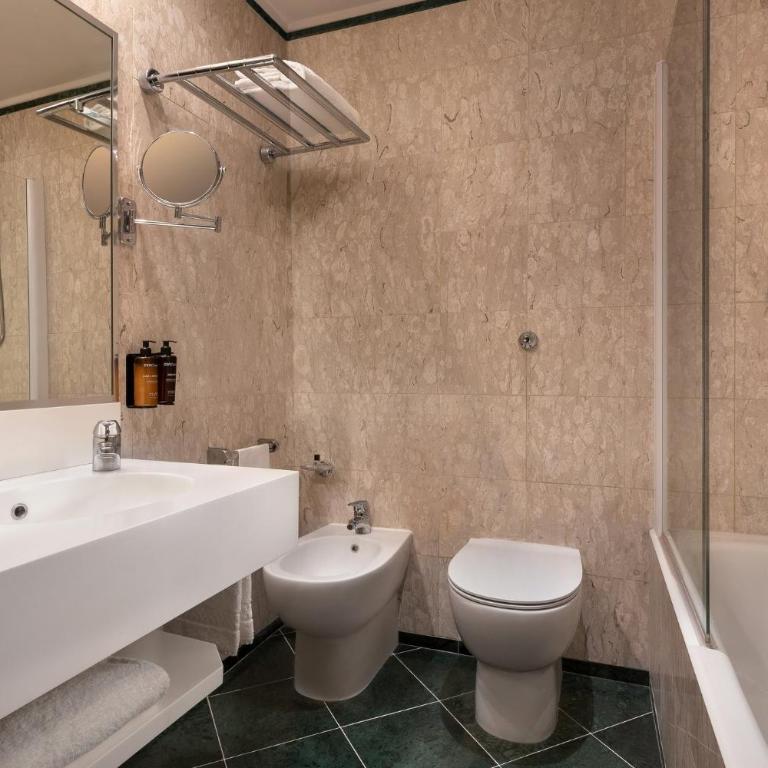 Sina De La Ville - Classic Room - 4