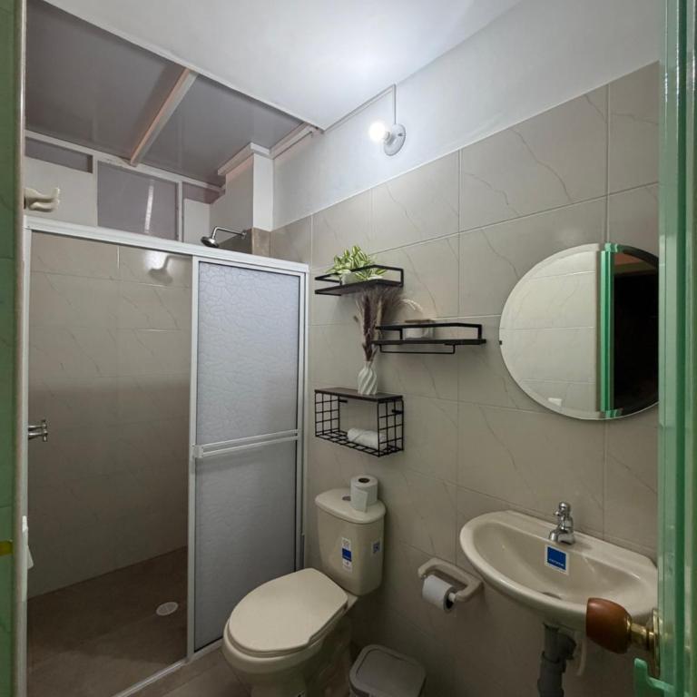 Casa Natus Hostal - Habitación Triple con baño compartido - 21