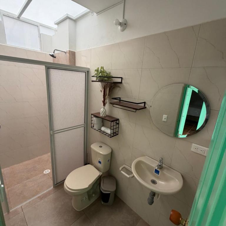 Casa Natus Hostal - Habitación Triple con baño compartido - 26