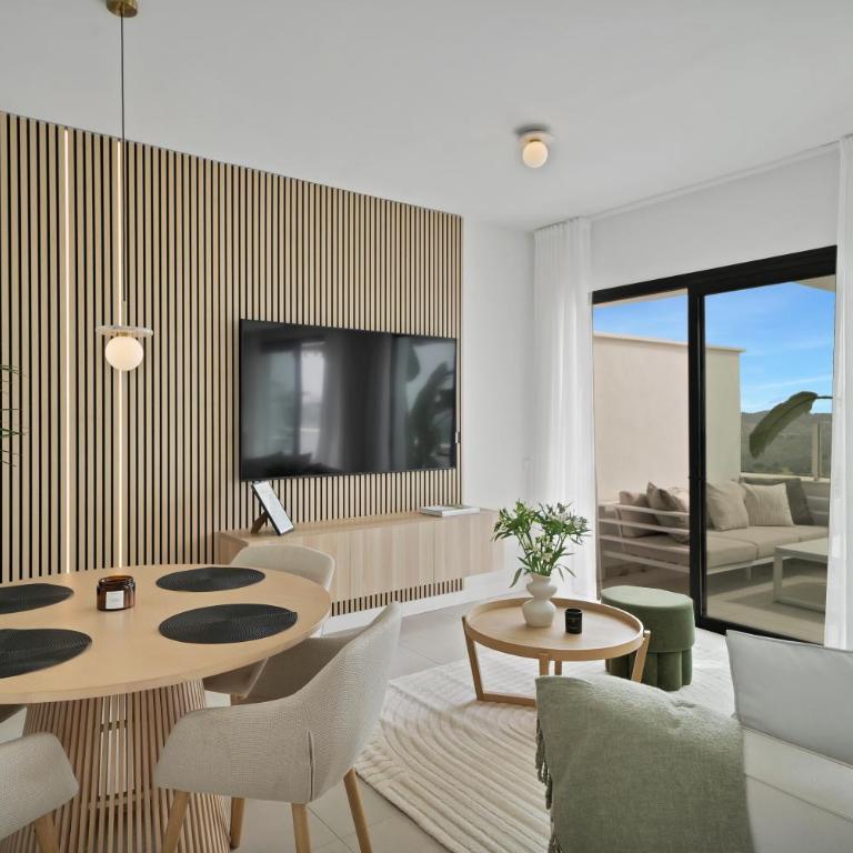 Luxe Penthouse Panoramic Sea View, Spa & Gym - Single Room - 7