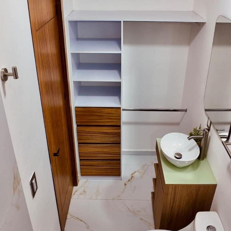 Modern suite with parking World Cup Stay A - One-Bedroom Apartment - 20