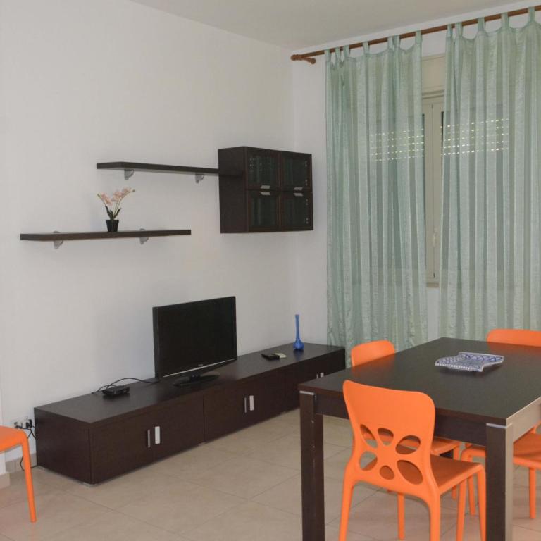 Valmarè - Appartamento con 2 Camere da Letto e Vista Giardino - 3