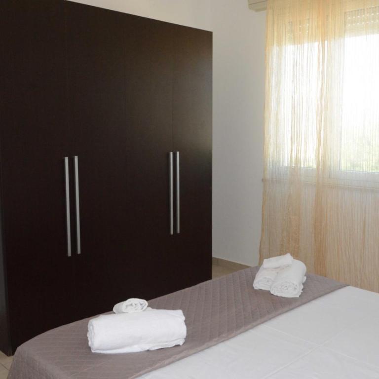 Valmarè - Appartamento con 2 Camere da Letto e Vista Mare - 1