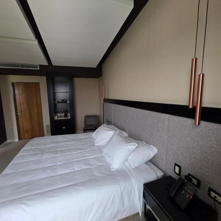Azahar Hotel & Spa - Suite Deluxe con bañera de hidromasaje - 2