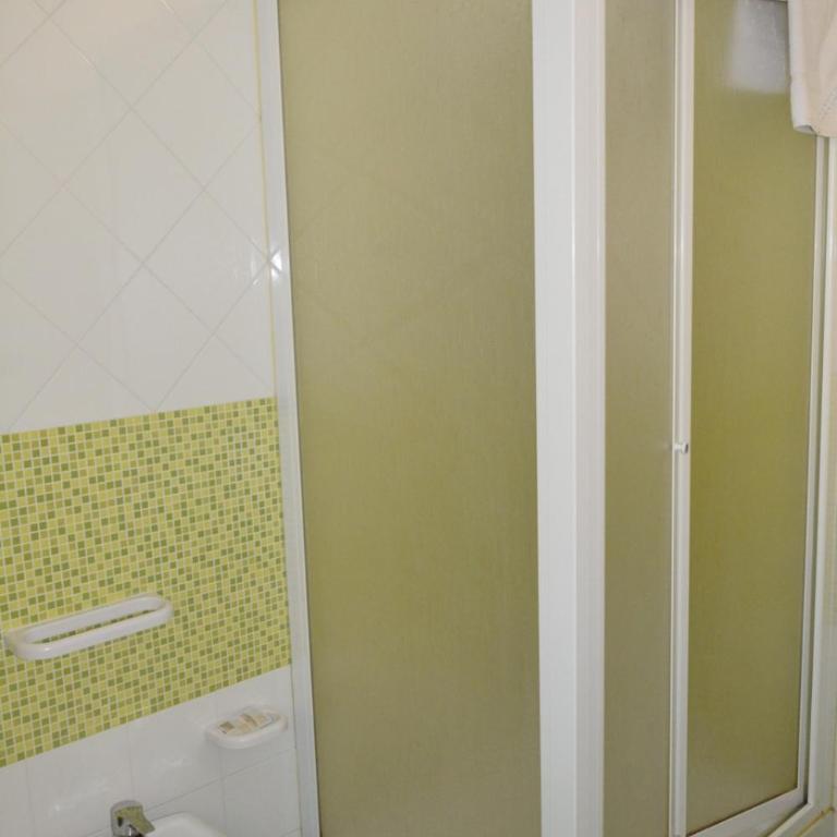 Valmarè - Appartamento con 2 Camere da Letto e Vista Giardino - 7