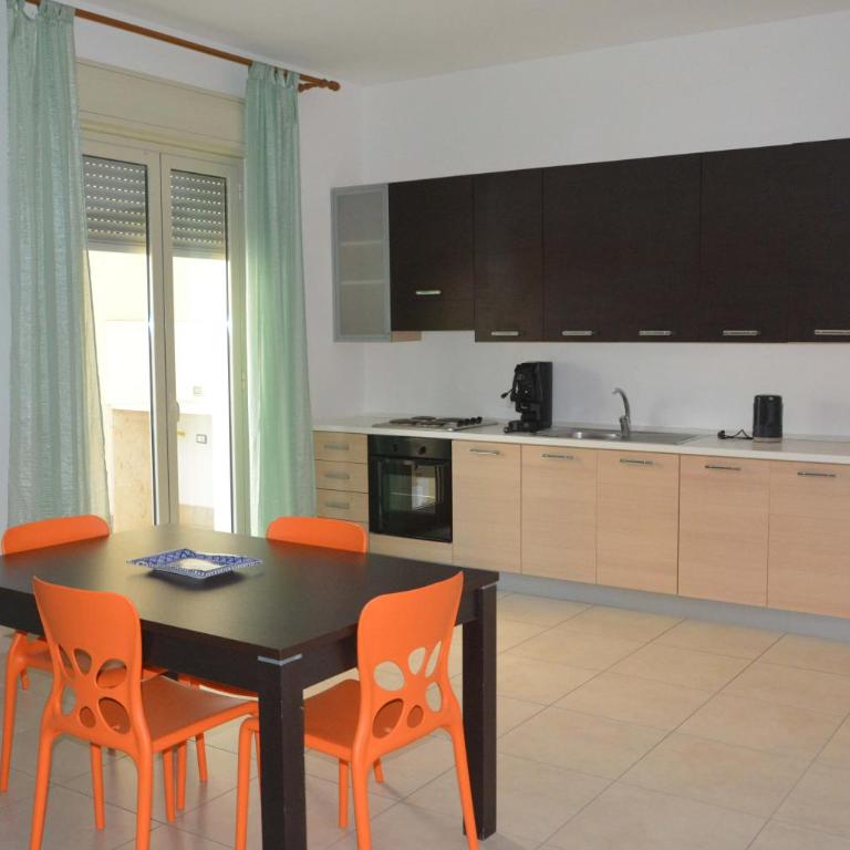 Valmarè - Appartamento con 2 Camere da Letto e Vista Giardino - 8