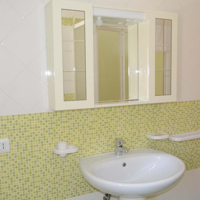 Valmarè - Appartamento con 1 Camera da Letto, Balcone e Vista Montagna - 18