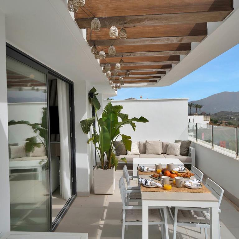 Luxe Penthouse Panoramic Sea View, Spa & Gym - Single Room - 22