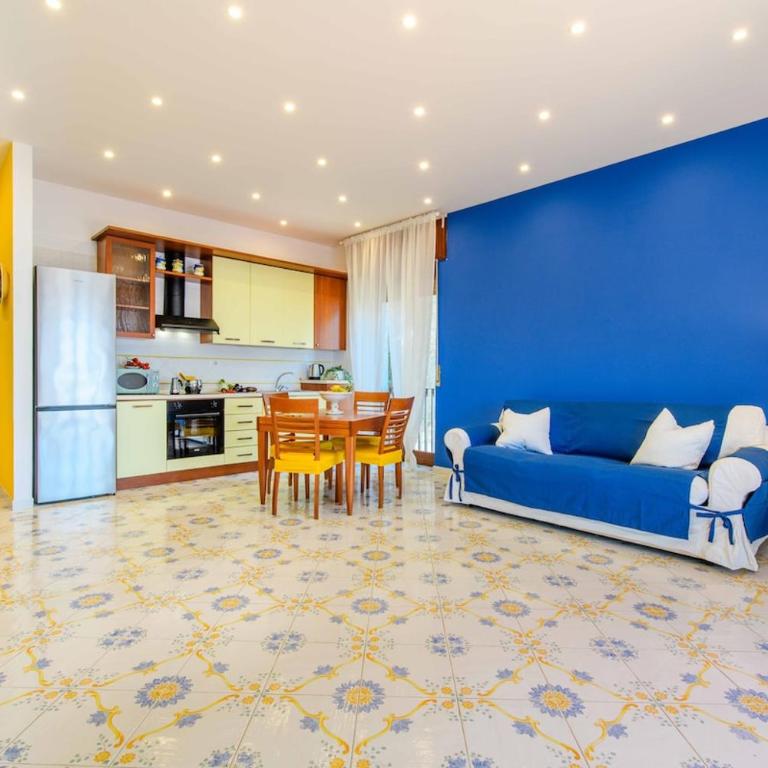 Apartment with panoramic terrace 100 meters from the sea - Casa con 5 Camere da Letto - 1