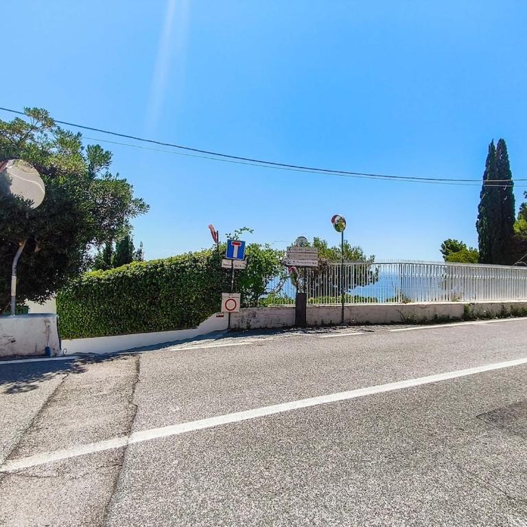 Apartment with panoramic terrace 100 meters from the sea - Casa con 5 Camere da Letto - 23