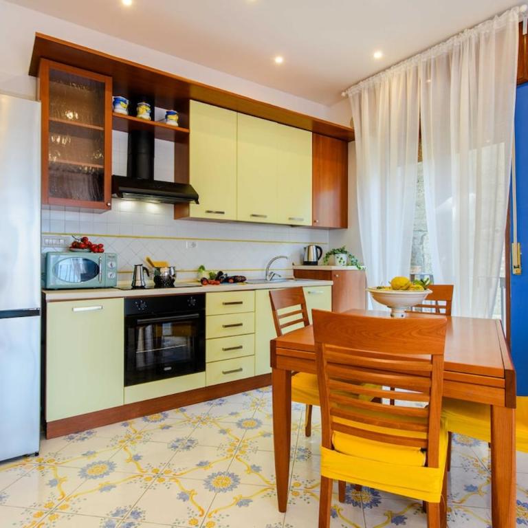 Apartment with panoramic terrace 100 meters from the sea - Casa con 5 Camere da Letto - 49