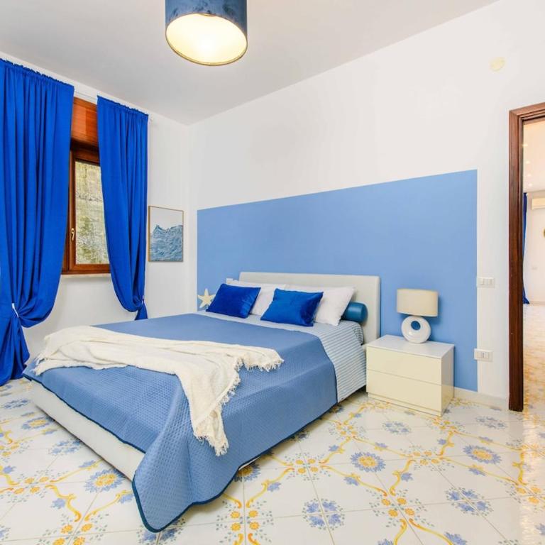Apartment with panoramic terrace 100 meters from the sea - Casa con 5 Camere da Letto - 54