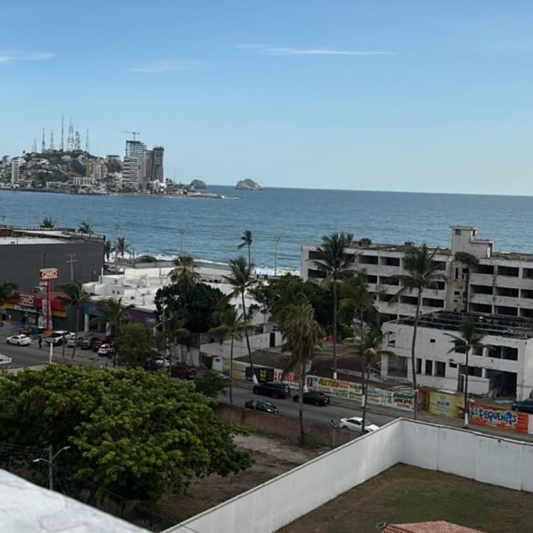 Depa Amplio Vista al Mar Cerca del Malecón - Appartement 3 Chambres - 11