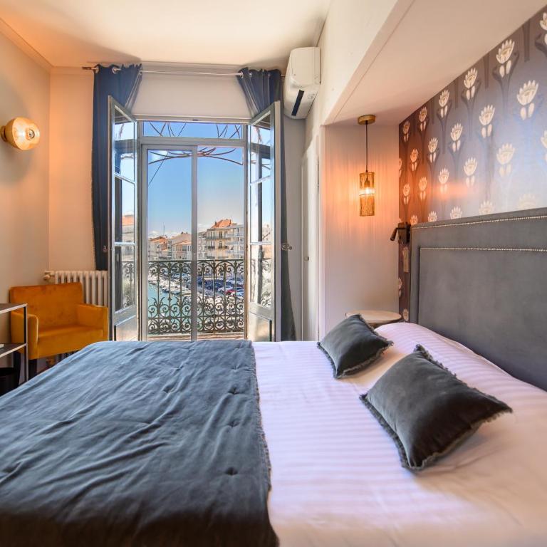 Le Grand Hotel - Chambre Double avec Balcon - 1