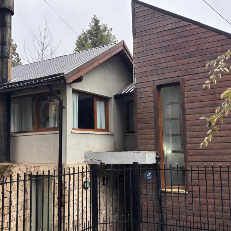 Casa Martina, bajo Cerro Otto - Casa de 5 dormitorios - 77