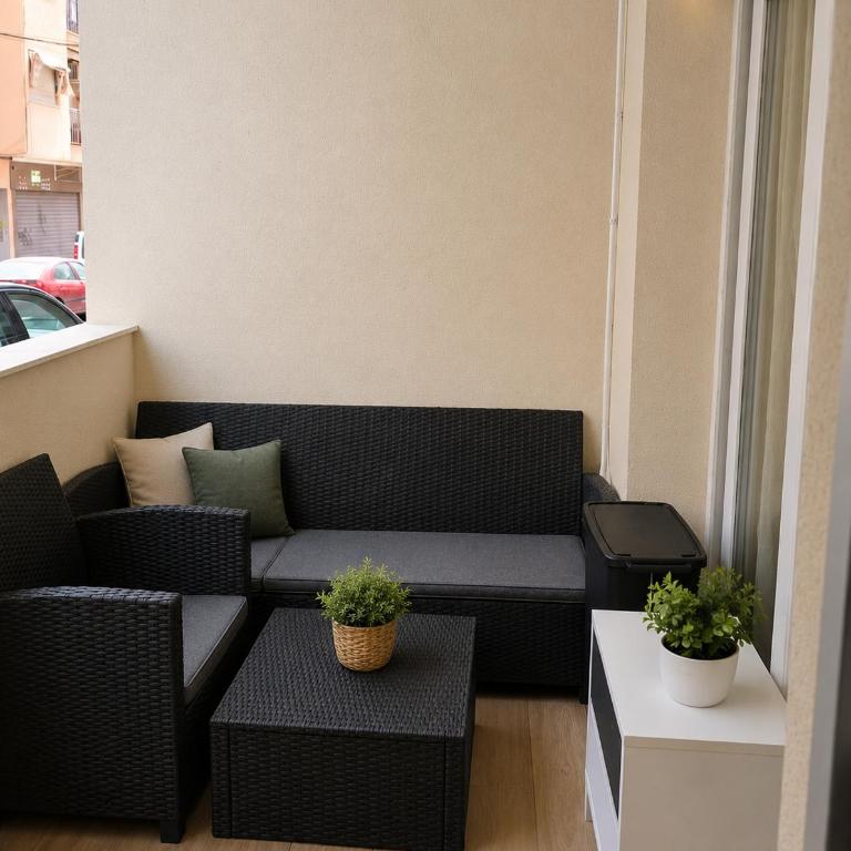 Rent Apartment 5 Min from Playa del Cura - Apartment mit 1 Schlafzimmer, Balkon und Meerblick - 8