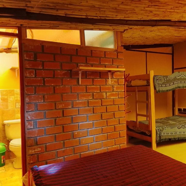 Tony's House Eco Hostel - Triple Room with Terrace - 2