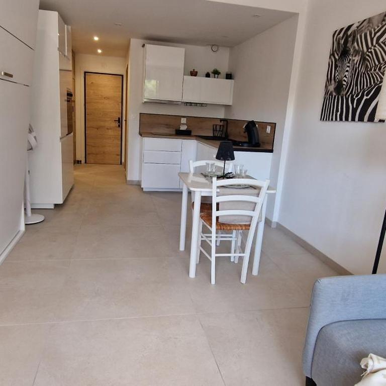 Aix Centre Cosy Calme Garage Terrasse - Studio Lit King-Size - 3