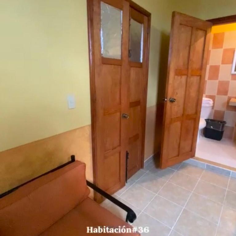 Hotel planetario - Large Double Room - 4