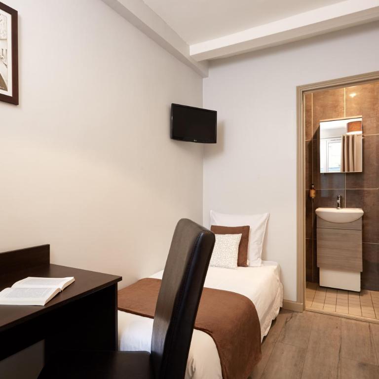 Hôtel Viator - Chambre Triple - 1