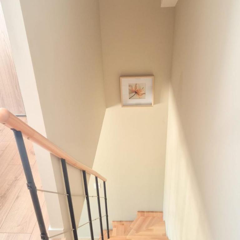 Studio neuf en duplex - AC - WIFI - Proche plage - Apartment mit 1 Schlafzimmer - 2