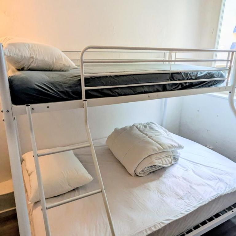 Appartement à LUCHON 10 personnes max, 80m télécabine, 80m des thermes - Appartement - 6