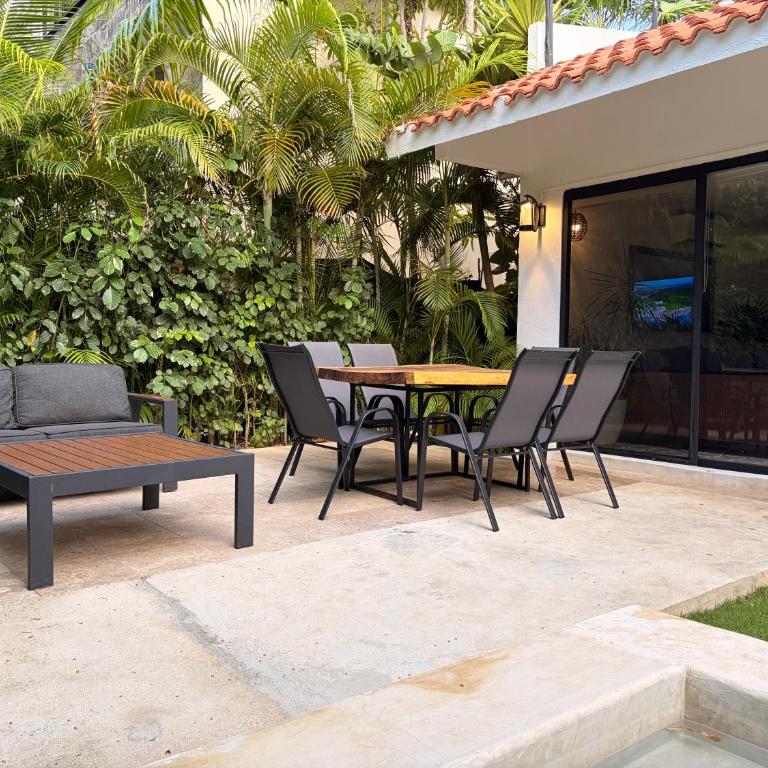 Exclusive Villa Steps from the Beach Playacar - Villa - 3