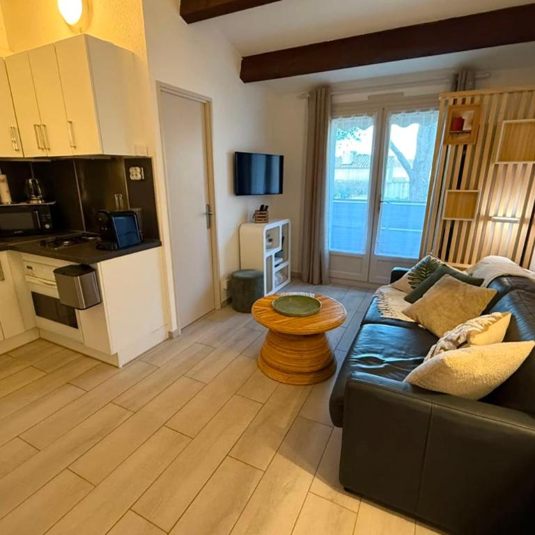 Suite Beija Flor Air-Conditioned Apartment Near the Naturist Village - Apartment - 2