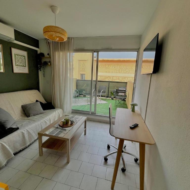 Studio climatisé proche du centre - 1 chambre - Appartement 2 Chambres - 1
