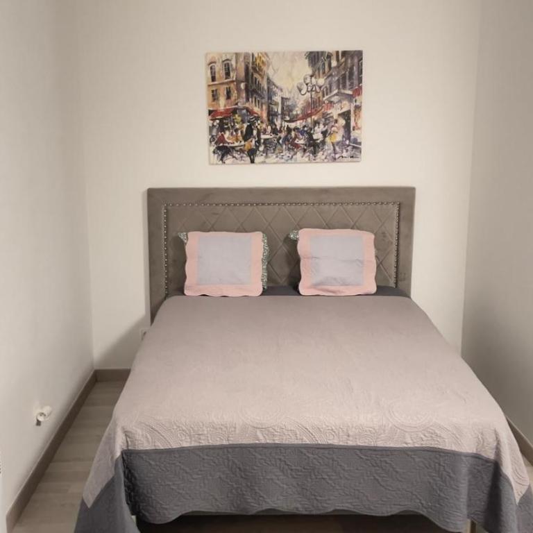 APPARTEMENT AVEC UNE LÉGÈRE VUE SUR La MER 40 MÈTRES DE LA PLAGE ET 250 MÈTRES DU CENTRE VILLE - Appartement 1 Chambre - 7