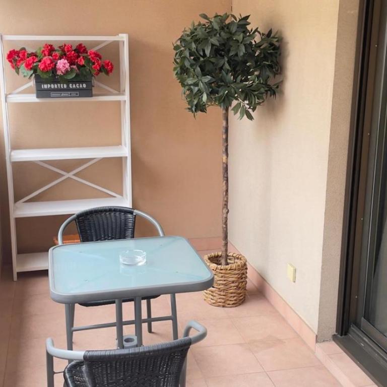APPARTEMENT AVEC UNE LÉGÈRE VUE SUR La MER 40 MÈTRES DE LA PLAGE ET 250 MÈTRES DU CENTRE VILLE - Appartement 1 Chambre - 14