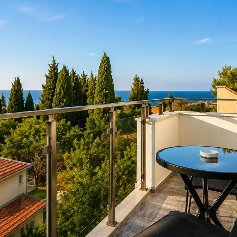 Pine Hill Apartments - Apartment mit 1 Schlafzimmer, Balkon und Meerblick - 7