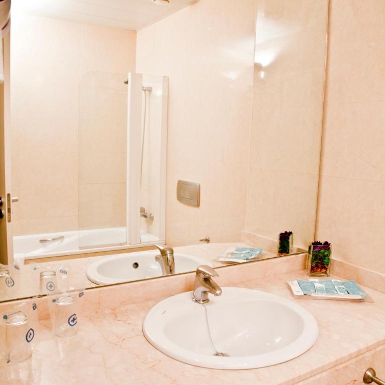 Hotel Mediterraneo - Habitación Doble - 1 o 2 camas - 1