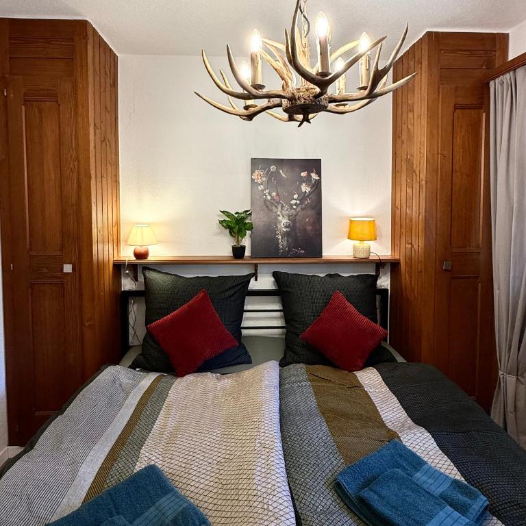Chaletwohnung am See mit traumhaftem Bergblick - Apartment mit 2 Schlafzimmern - 8