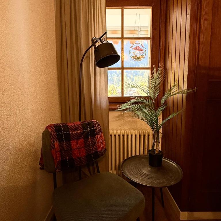 Chaletwohnung am See mit traumhaftem Bergblick - Apartment mit 2 Schlafzimmern - 16