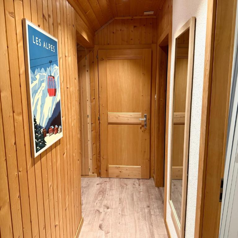 Studio mit traumhafter Aussicht auf den See - Apartment mit 2 Schlafzimmern - 15