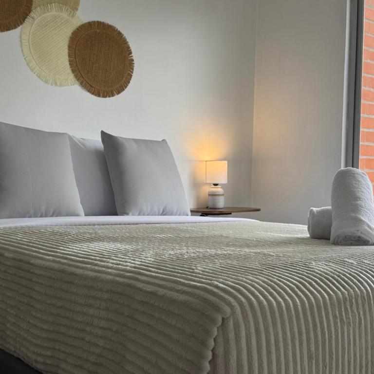 Apartamento Cerca de Embajada Americana y Solca en Centro Norte - Apartamento de 2 dormitorios con vistas a la ciudad - 30