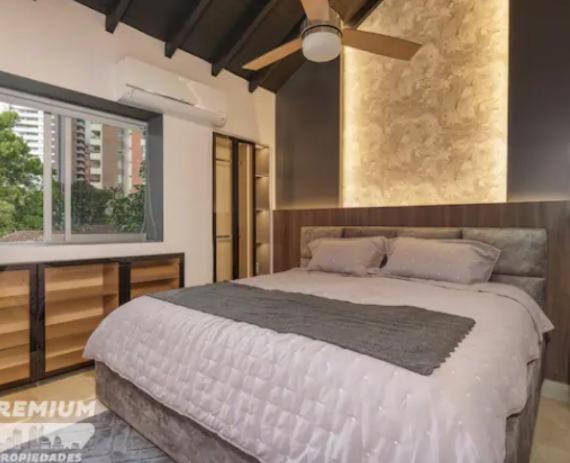 Duplex de 4 habitaciones con Jacuzzi, Poblado Medellín - Apartment - 18