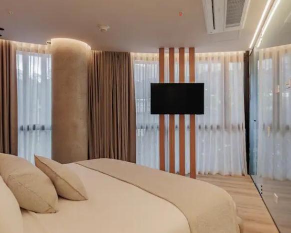 Duplex de 4 habitaciones con Jacuzzi, Poblado Medellín - Apartment - 16