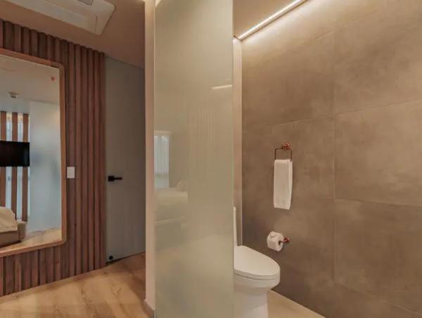 Duplex de 4 habitaciones con Jacuzzi, Poblado Medellín - Apartment - 19