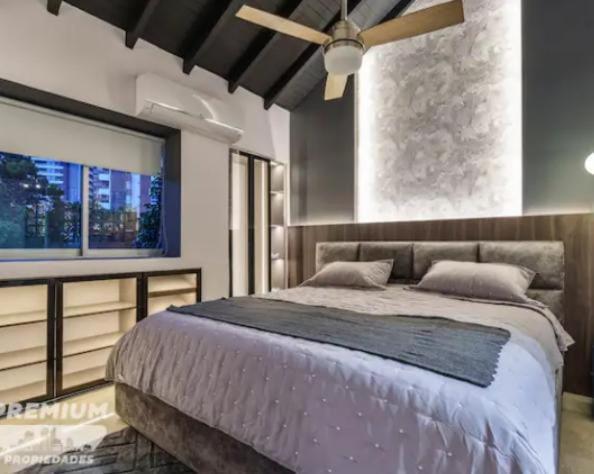 Duplex de 4 habitaciones con Jacuzzi, Poblado Medellín - Apartment - 32