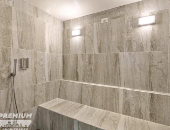 Duplex de 4 habitaciones con Jacuzzi, Poblado Medellín - Apartment - 35