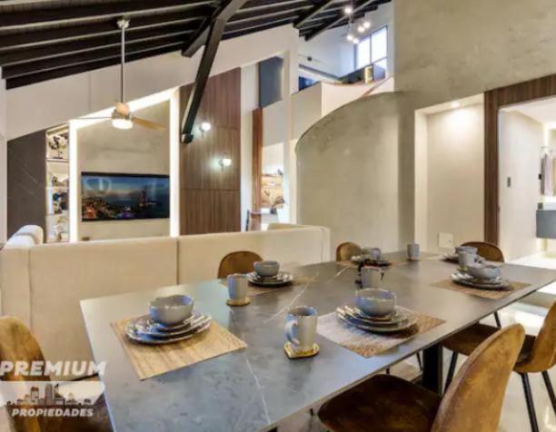 Duplex de 4 habitaciones con Jacuzzi, Poblado Medellín - Apartment - 38