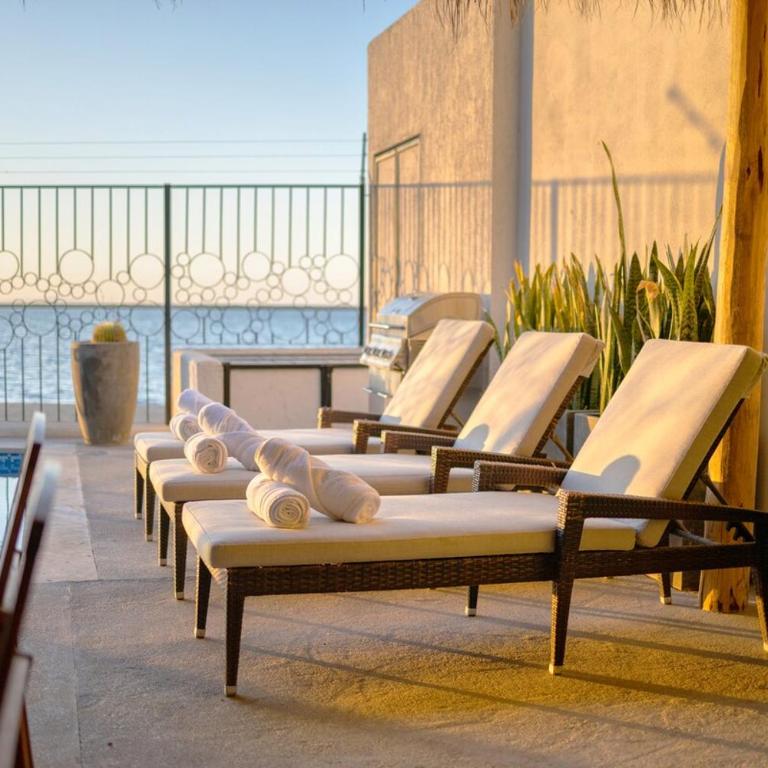 Oceanfront 2BR Home with Pool, BBQ & Terrace - Casa de 2 dormitorios - 19