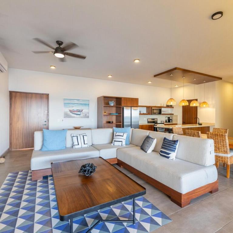 Oceanfront 2BR Home with Pool, BBQ & Terrace - Casa de 2 dormitorios - 20
